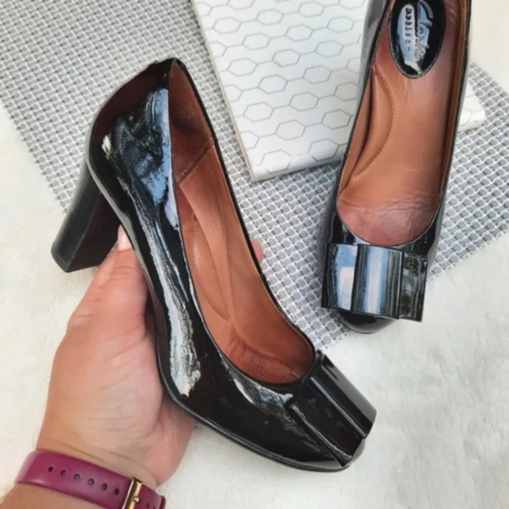 Clarks Avelyn Soul Patent Bow Leather Heels Closed Toe Pumps Black 5 Ladies